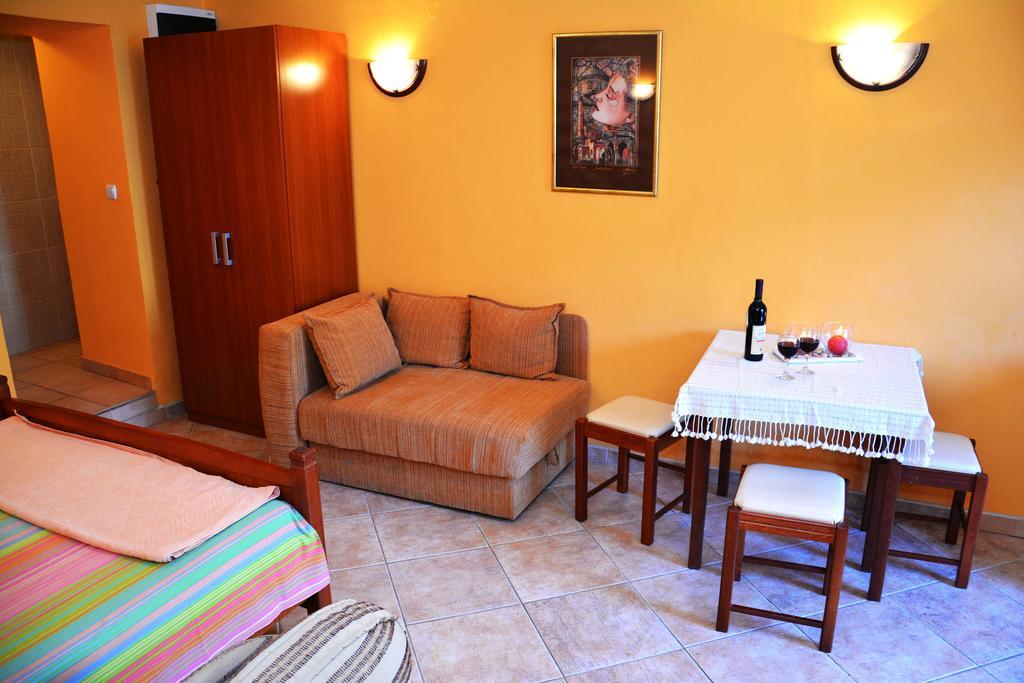 Apartments Tre Sorelle Kotor Exterior foto